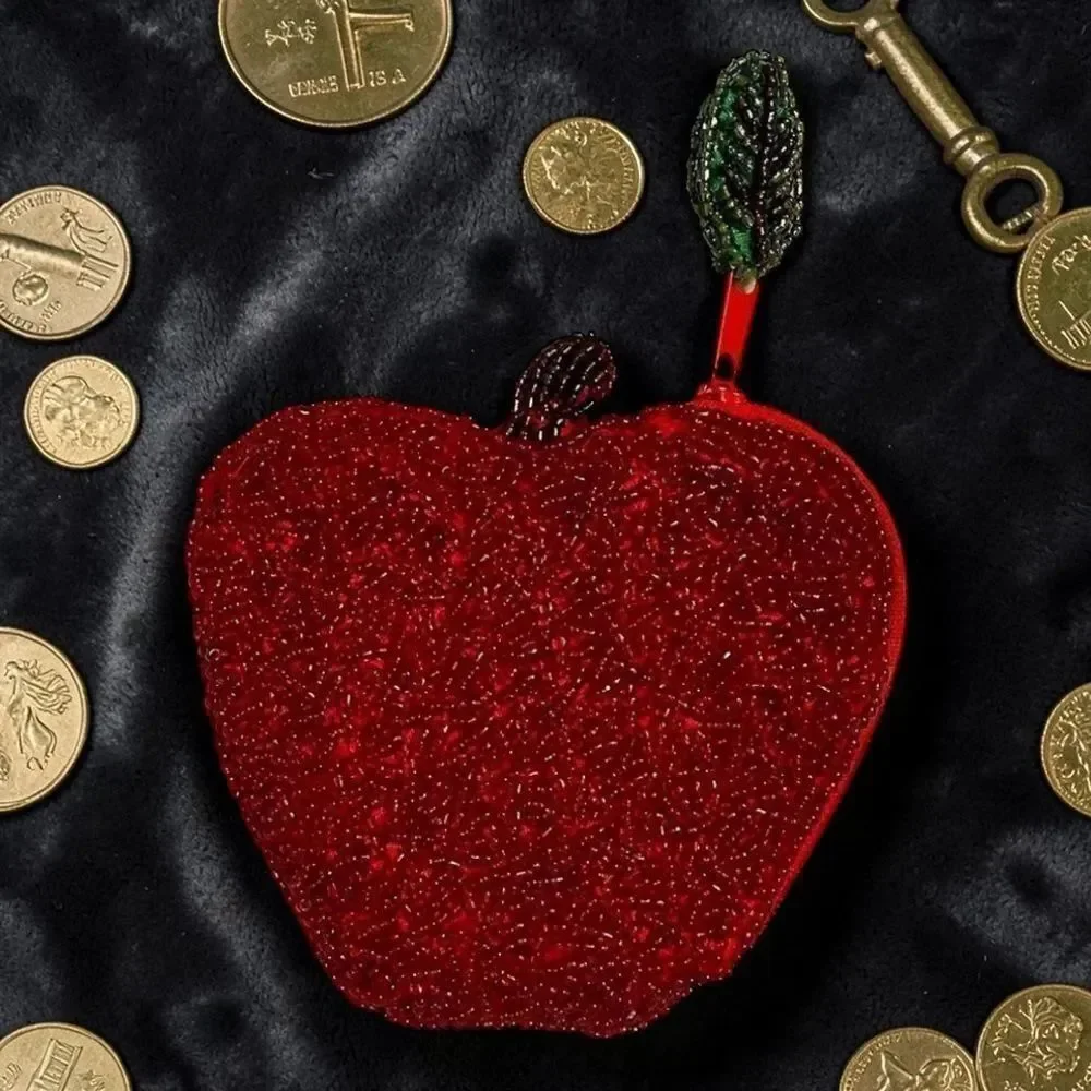 Vintage Apple Coin Purse Red Glass Seed Beads Kitsch Fruit Novelty Zipper Pouch